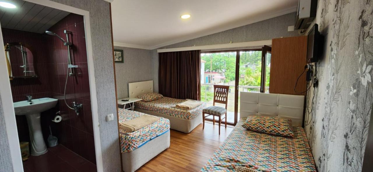 Rio Hotel Ureki Bagian luar foto